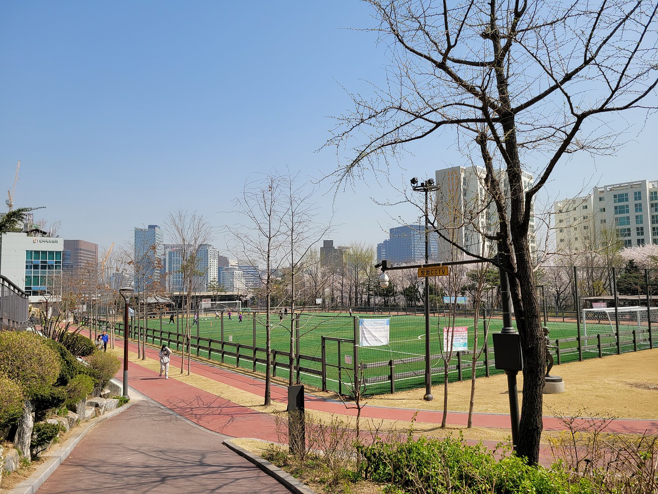 刻不够稳健 刻不够稳健